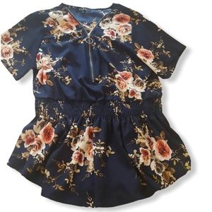 Women’s Floral Blouse sz Large
